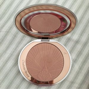 Charlotte Tilbury Superstar Highlighter